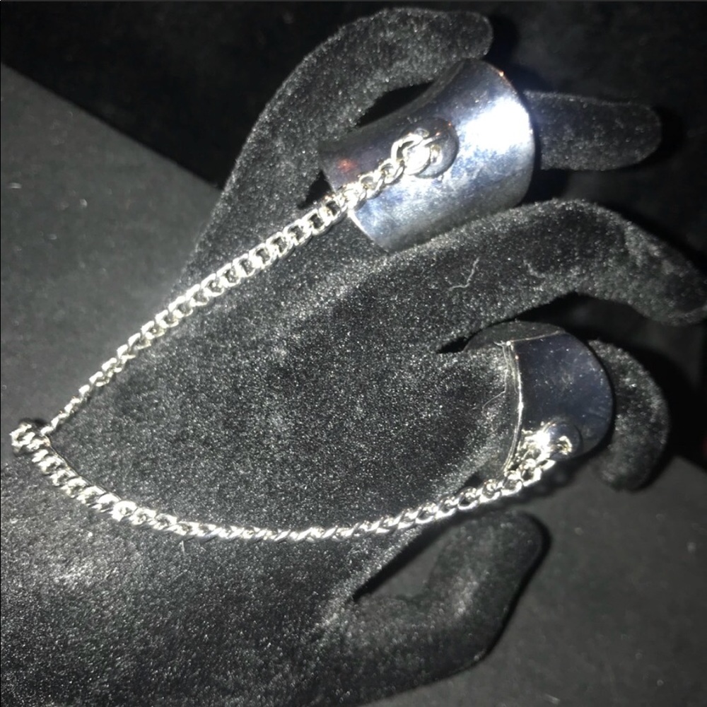 Bondage finger rings with chain - Picture 5 of 5